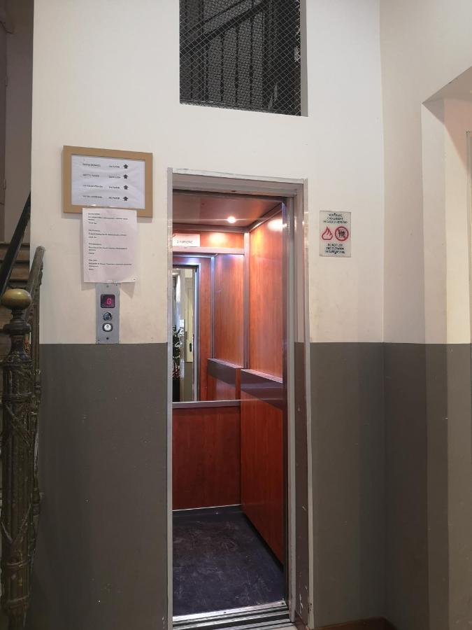 Hotel Travellers Rome