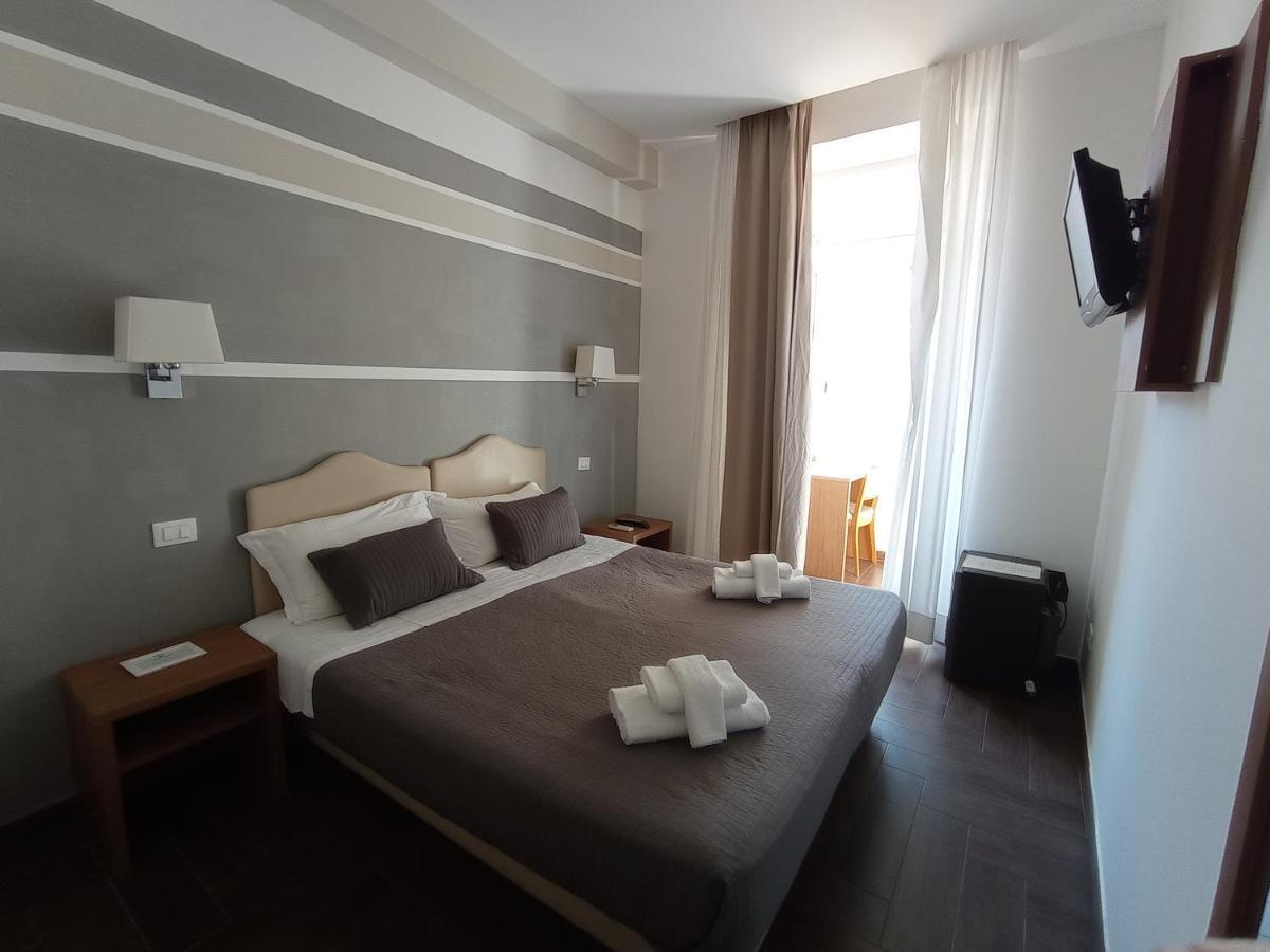 Travellers Hotel Rome